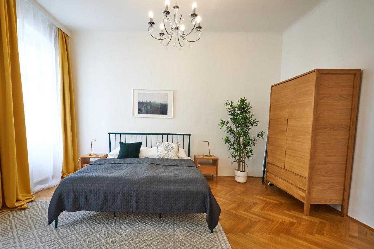 Apartment Renovated & Cozy - Close To Museumsquartier *